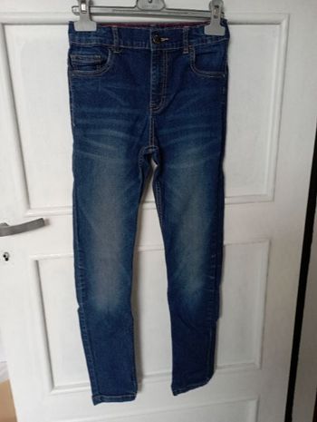 Jean neuf garçon 11-12 ans