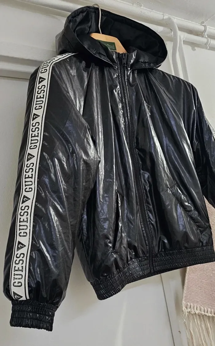 Doudoune Blouson Veste Guess Taille 12 ans - photo numéro 3