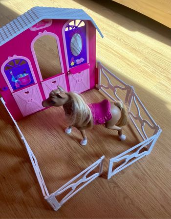 Cheval barbie