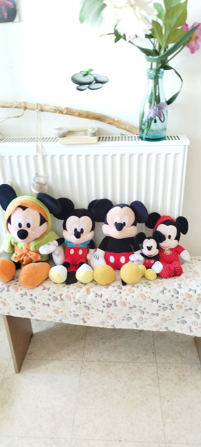 Lot peluche Mickey 🧸 - photo numéro 5