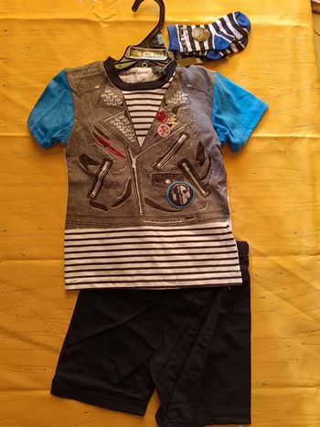 Ensemble 3 pièces RG512 24 mois neuf