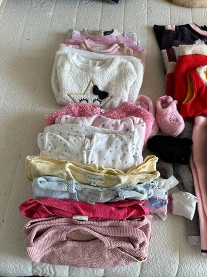 Lot vêtements fille hiver 3 mois - photo numéro 2