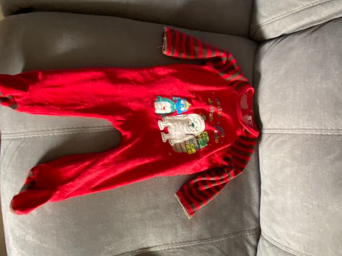 Lot de 5 pyjamas en très bon état - photo numéro 3