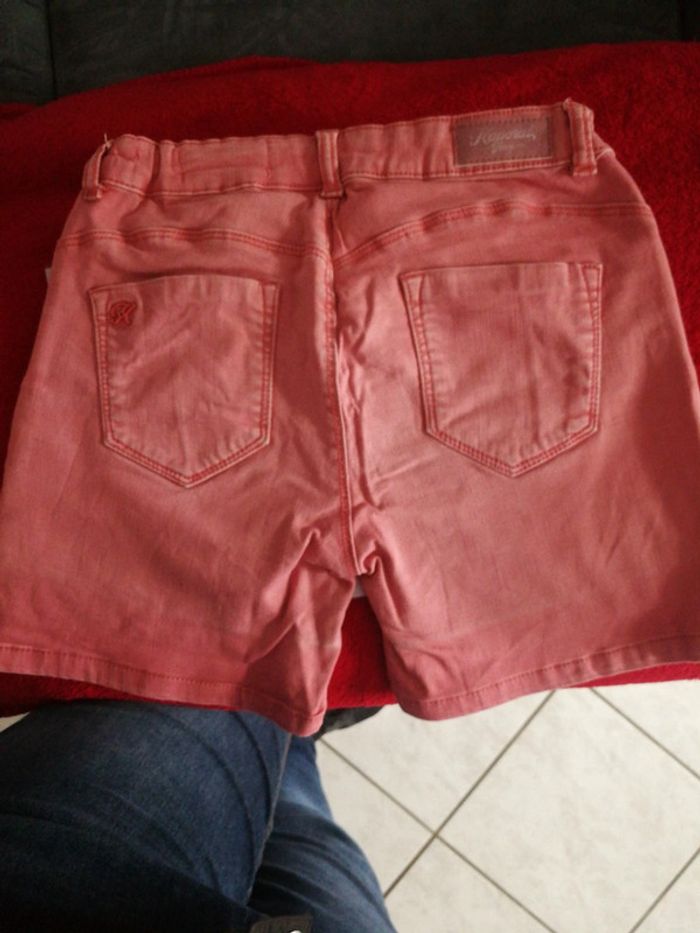 Short fille - photo numéro 4