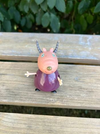 Figurine Madame Gazelle - Peppa Pig