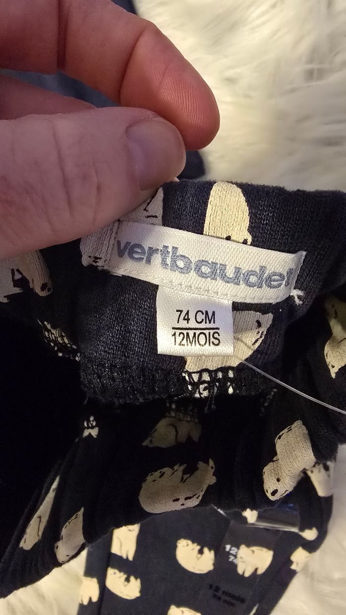(Neufs non portés) 🏷🏷🥰😍 superbe ensemble teeshirt ml et pantalon molleton et molletonné 12mois Garçon 😍🥰💙 - photo numéro 5