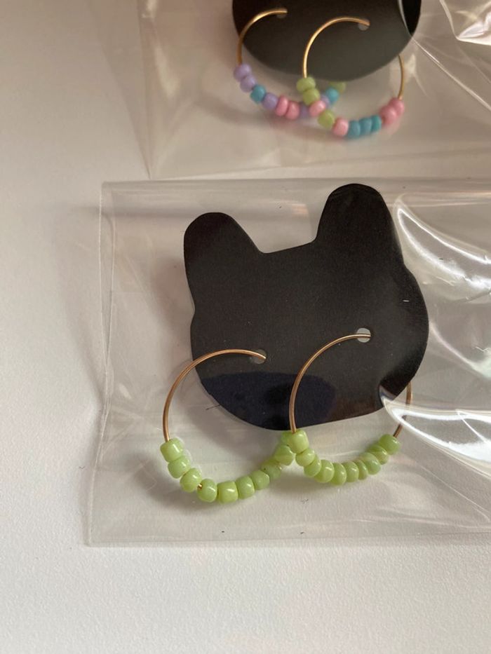 Lot de 2 paires de boucles d’oreilles anneaux avec petites - photo numéro 3