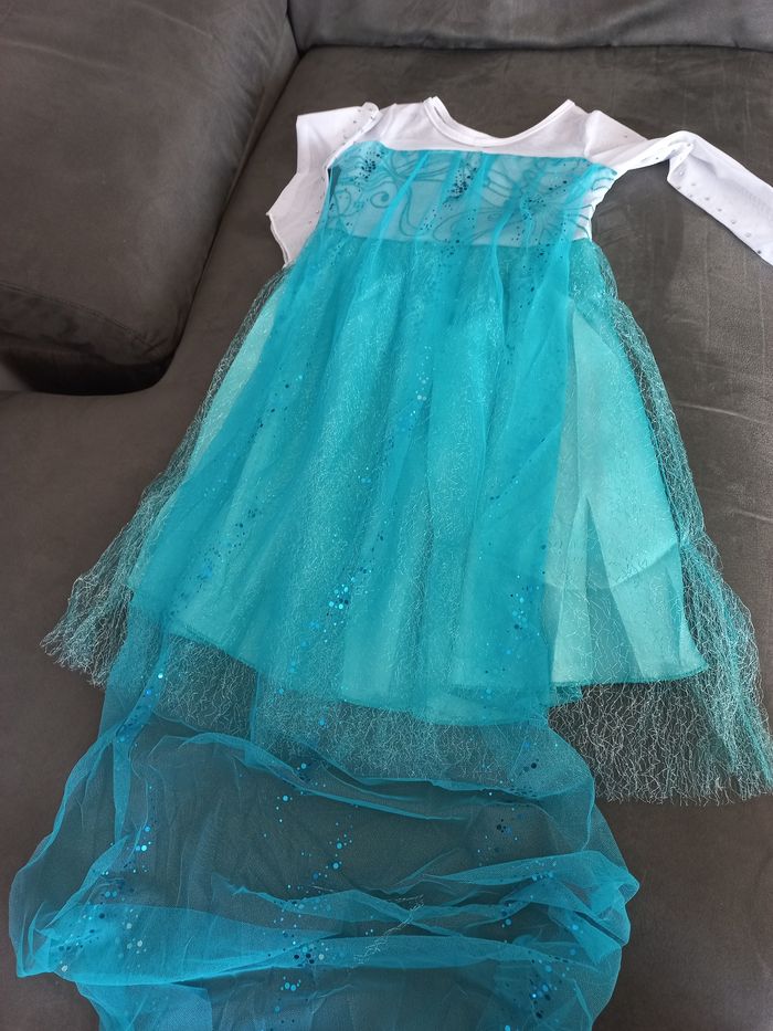 Robe déguisement elsa reine des neiges avec longue traîne 3/4 ans - photo numéro 2
