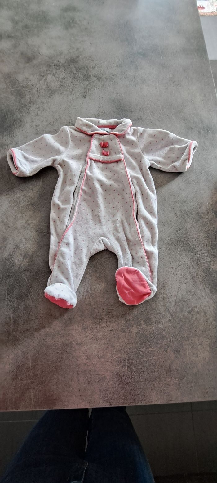 Lot 3 pyjama bébé 1mois - photo numéro 4