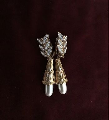 Magnifiques clips vintage couture. Années 80