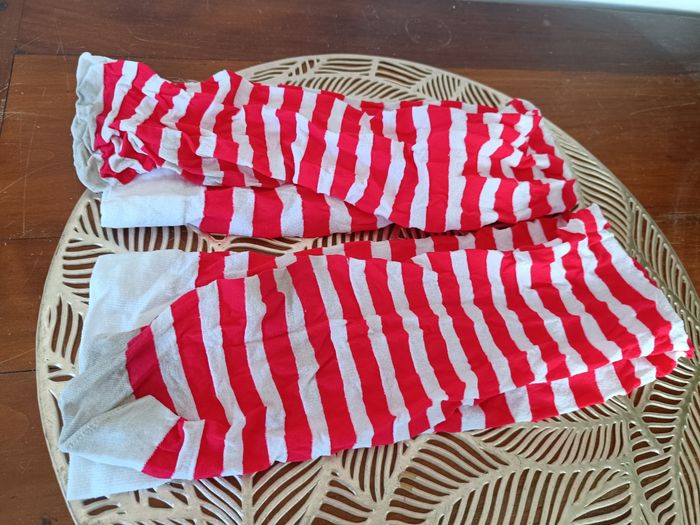 Robe de mère-Noël.   jambières et Bonnet - photo numéro 7