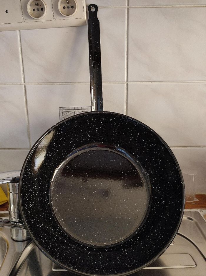 Poêle profonde L 34 Cm H 11 Cm
