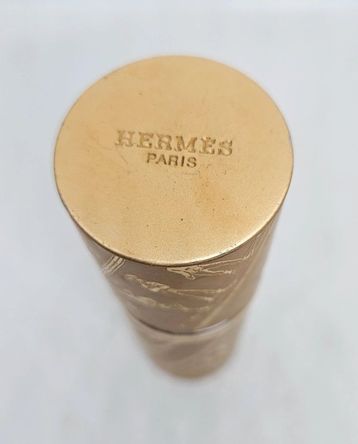 Vaporisateur de parfum.
Hermès Paris.
"Calèche" (Vide). - photo numéro 10