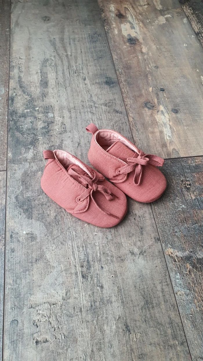 Très belle paire de chaussures taille 18 en excellent état