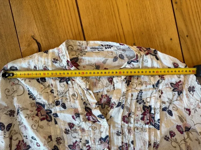 Blouse à fleur grande taille en très bon état taille 48 vetissimo - photo numéro 7