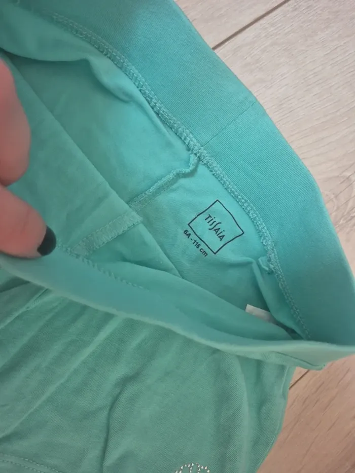 2 shorts 6 ans - photo numéro 3