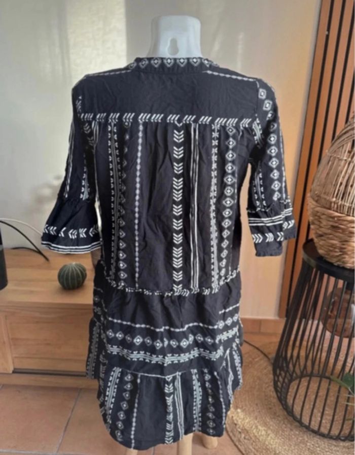 Robe noire et blanche lin et coton - photo numéro 4