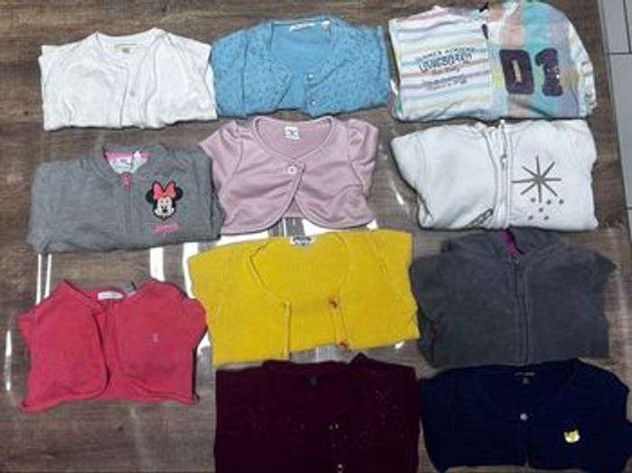 Lot gilets vestes 24mois 2 ans