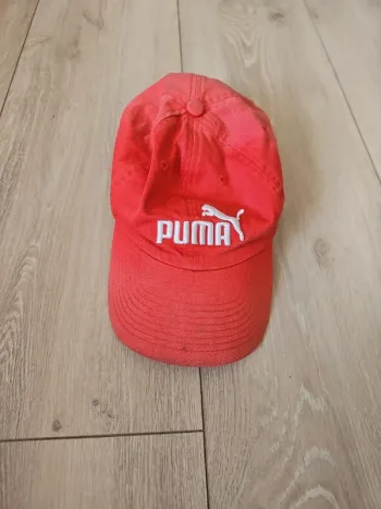 Casquette puma rouge