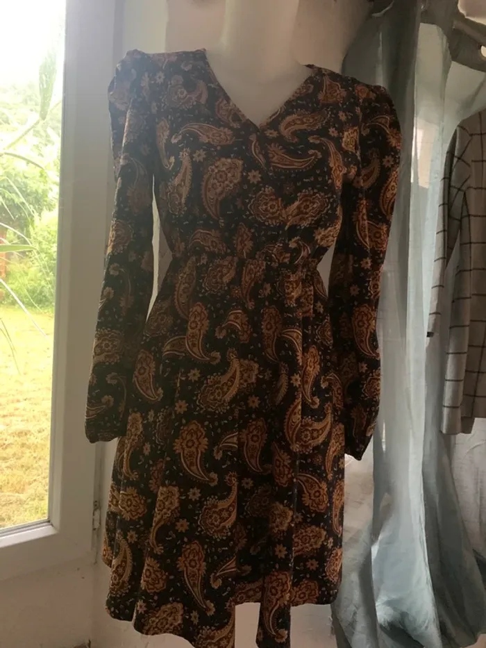 Robe fluide SHEIN taille 36 manches longues - photo numéro 5