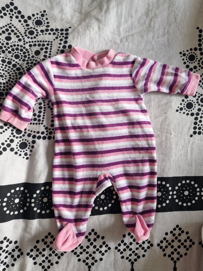 Lot 3 vêtements bébé