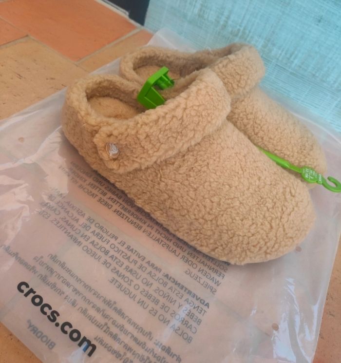 Crocs cozzy skipper 38 39 Neuf - photo numéro 5