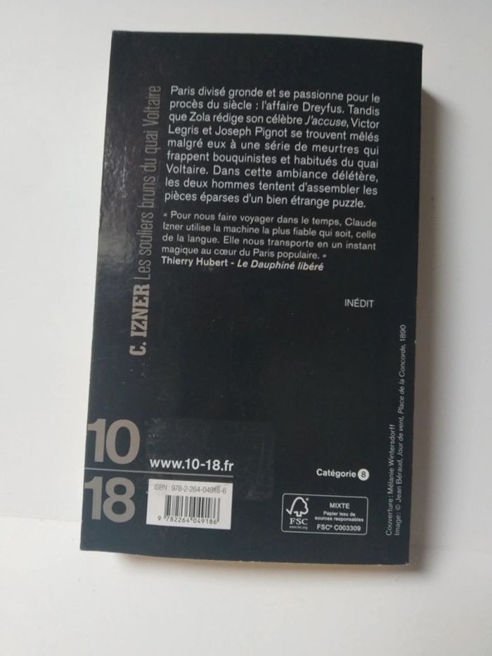 Les soulier brun du quai Voltaire - photo numéro 2