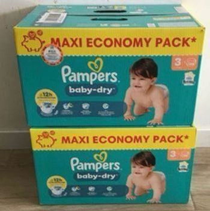 272 couches Pampers baby dry taille 3