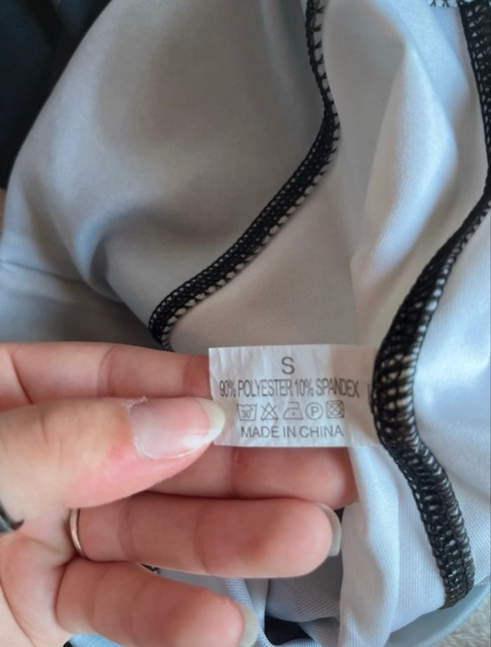 Legging de sport taille S en très bon état - photo numéro 4