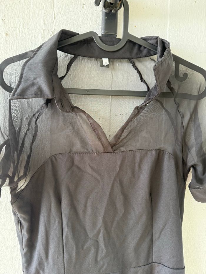 Petite robe noire fluide légère transparence manches et décolleté - photo numéro 5