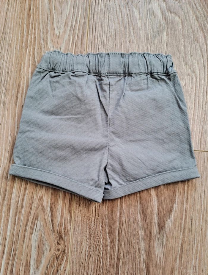 Short fille 3 mois Obaïbi NEUF - photo numéro 2