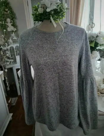 Pull gris tout doux Zara Taille M Neuf