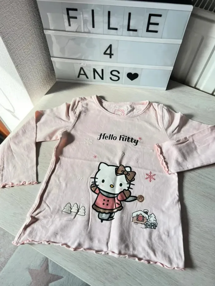 T shirt longues manches hello Kitty 4 ans rose