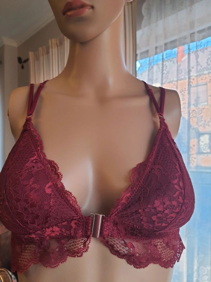 Soutiens-gorge bordeaux Hunkemöller fr M - photo numéro 2