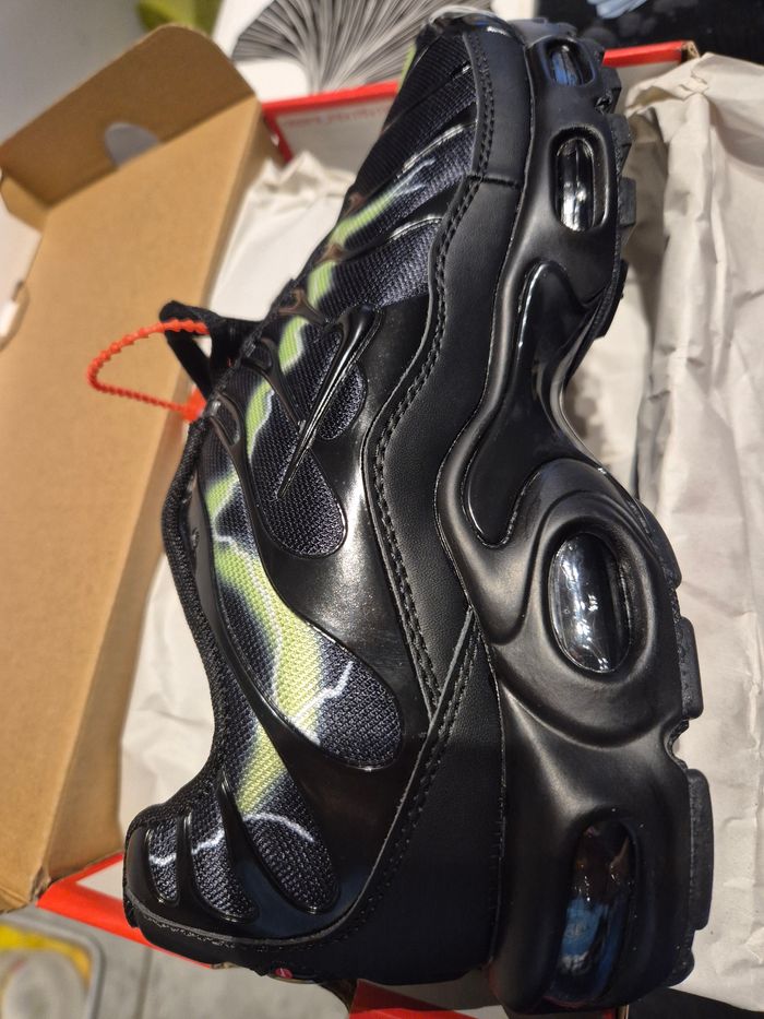 Tn eclair jaune - photo numéro 3