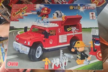 Lego banbao jeep de pompiers