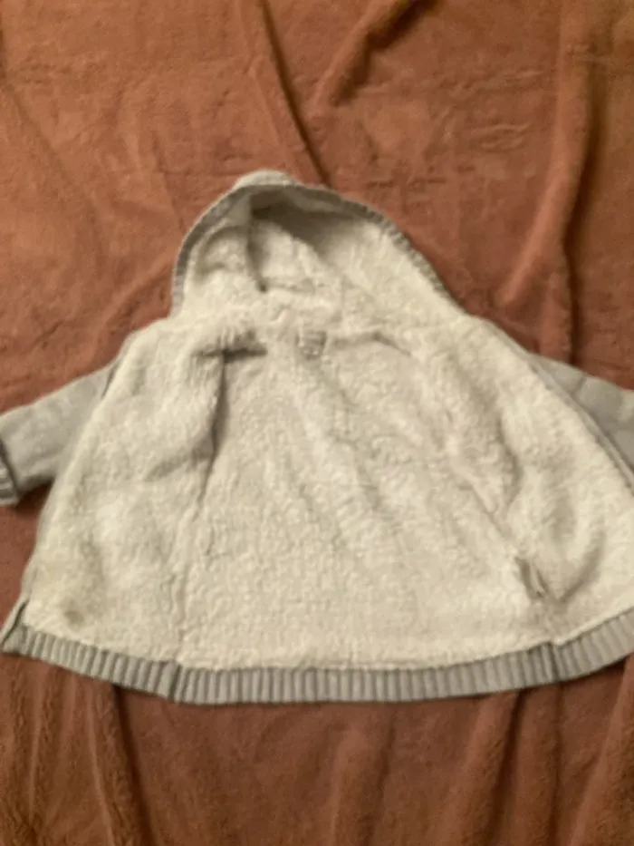 Manteau en fourrure grise pailletée - photo numéro 5