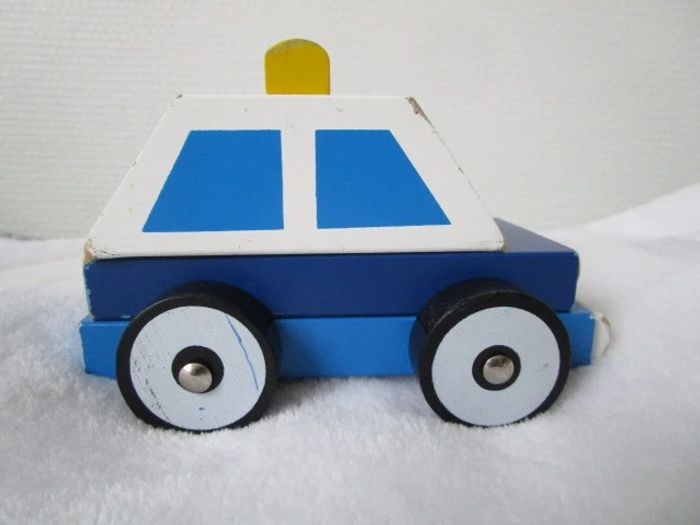 Voiture police bois - photo numéro 2