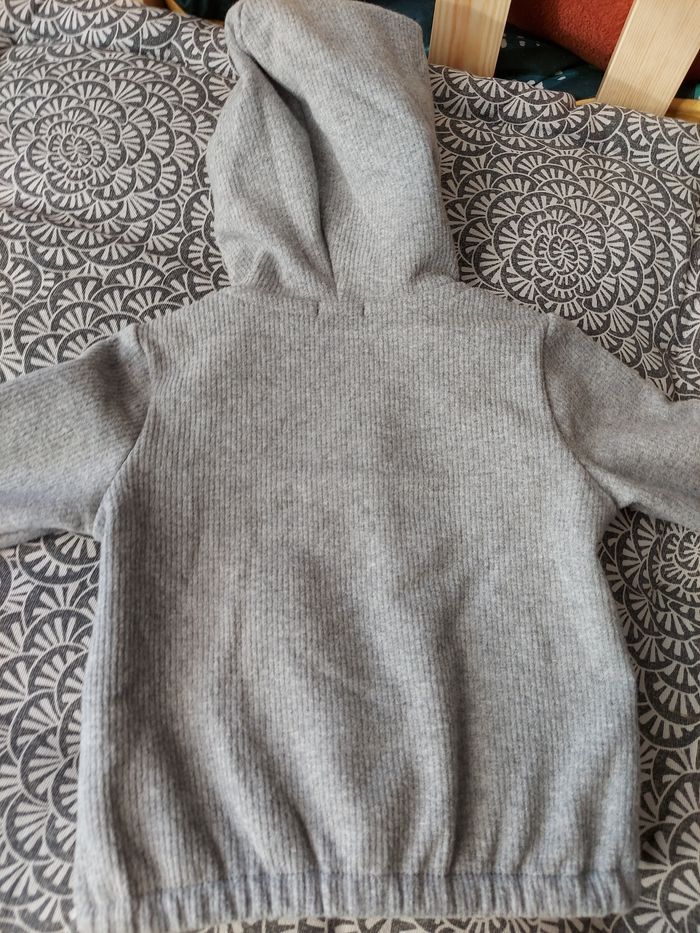 Veste gilet kiabi 9mois - photo numéro 2