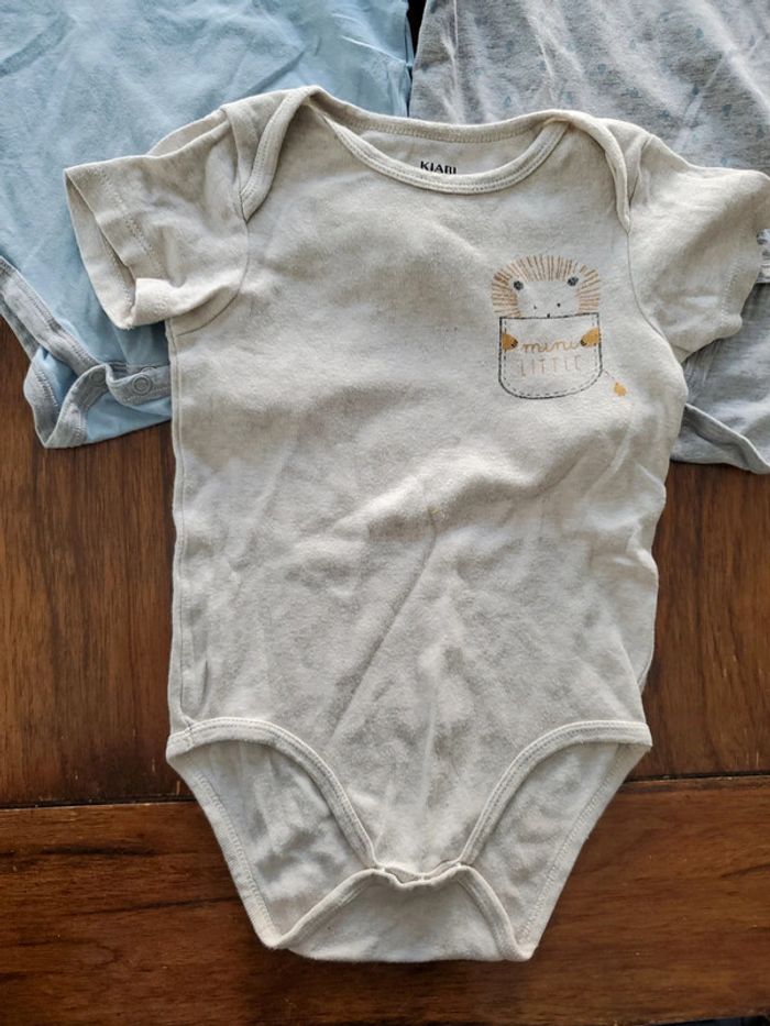 Lot de 3 bodies manches courtes 2 ans - photo numéro 2