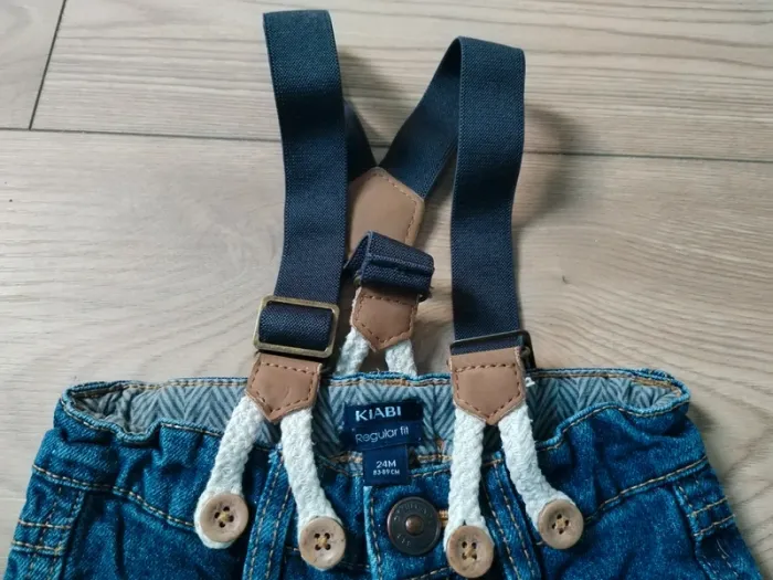 Jeans avec bretelles - photo numéro 4