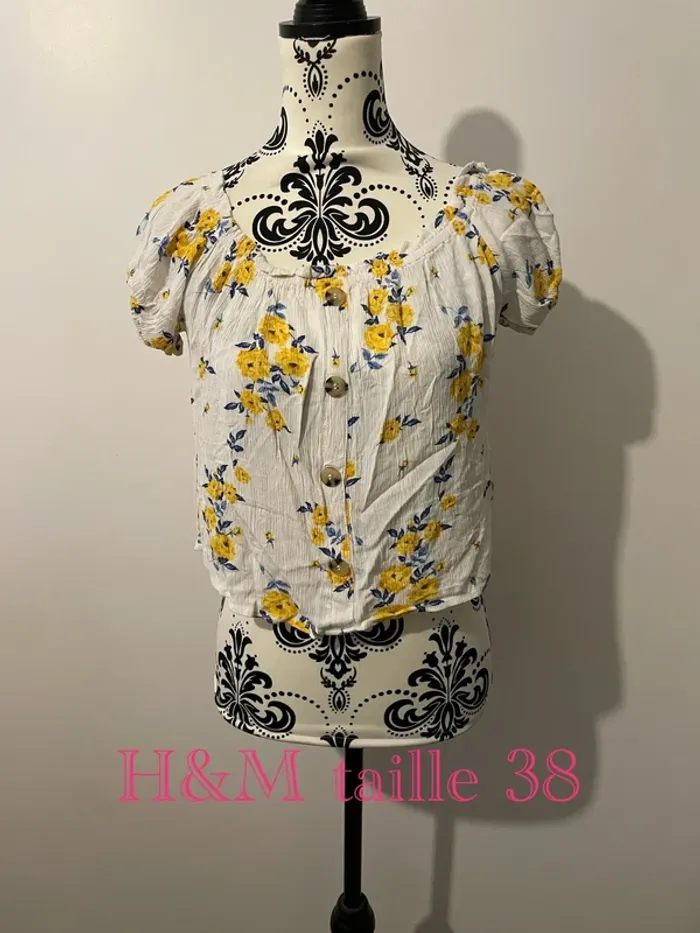 T-shirt court crop top H&M taille 38 manche courte blanc fleuri jaune
