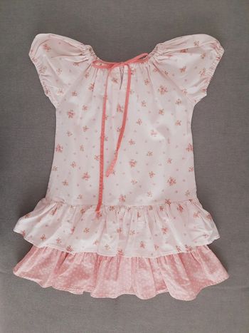 Robe Petit Bateau 5 ans rose clair fleurie manches courtes et bas volants