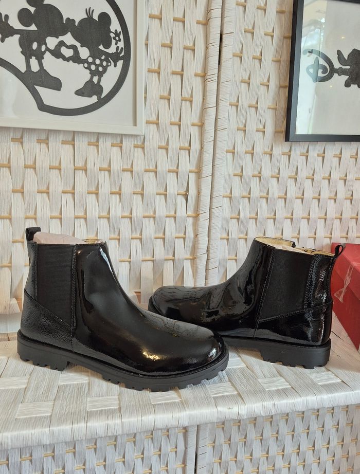 💕Jolie Bottines en cuir noires vernies Kickers groofit fille P38 💕 - photo numéro 4