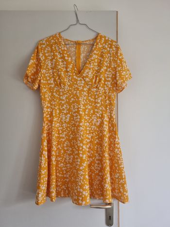 Robe jaune