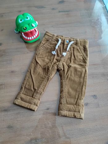 Pantalon type velours 3 mois
