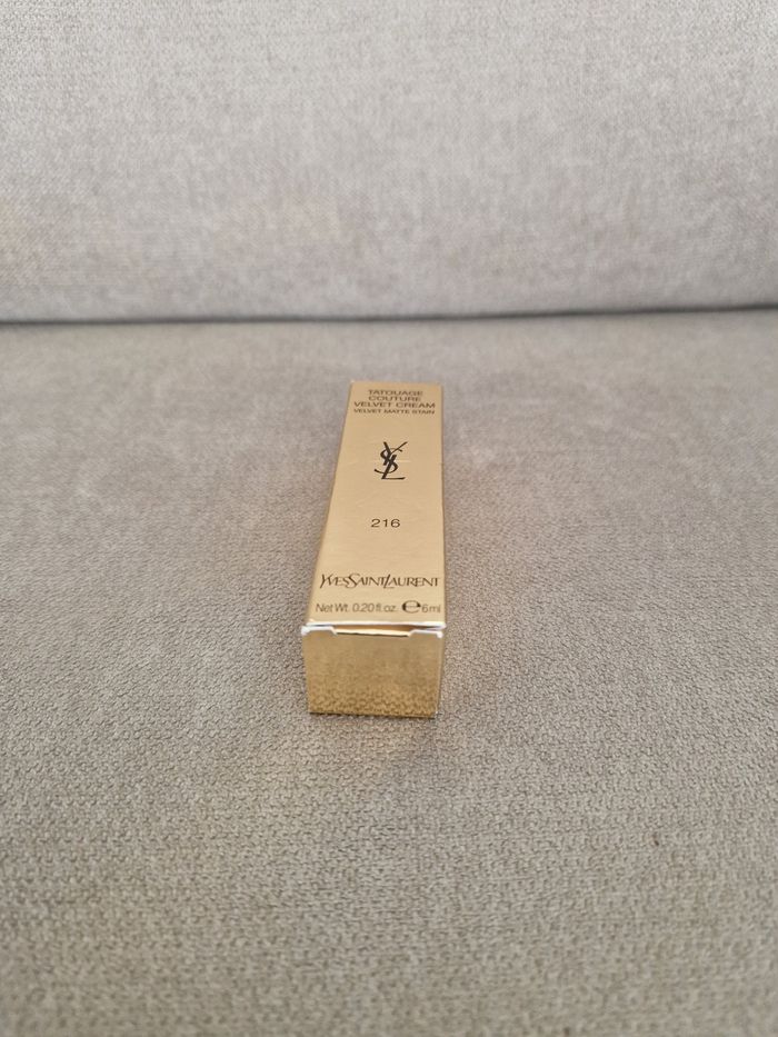 Rouge à lèvres Tatouage Couture Velvet Cream, Yves  Saint Laurent - photo numéro 9