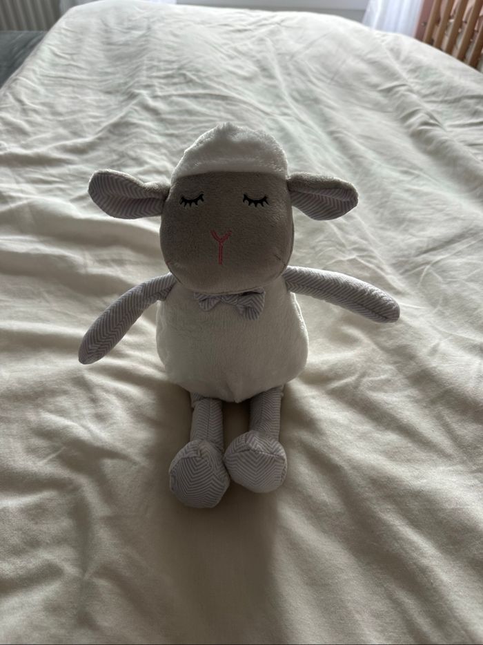 Peluche mouton - photo numéro 2