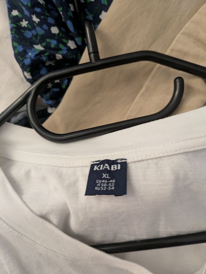 Tee-shirt blanc avec motif Kiabi - photo numéro 4