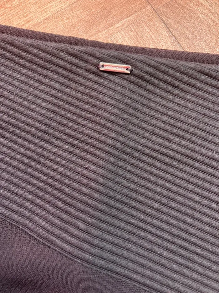 Mini jupe noir avec zip Ikks (NEUF) - photo numéro 5
